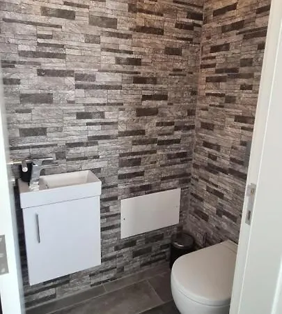 Oura - Large - Private Pool - 5 Bedrooms * Албуфейра