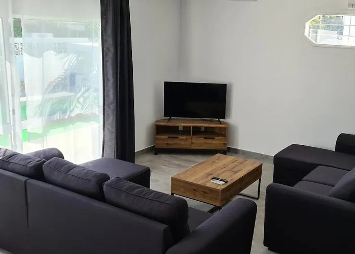 别墅 Oura - Large - Private Pool - 5 Bedrooms 阿尔布费拉