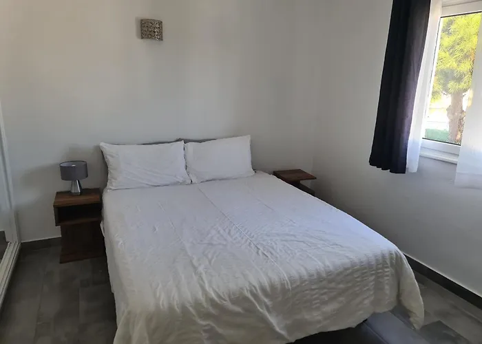 Oura - Large - Private Pool - 5 Bedrooms 阿尔布费拉